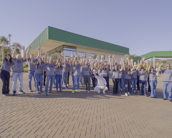 Produtores Destaque 2024 visitam as unidades da Friella