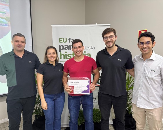 Friella realiza encerramento do treinamento de monitores