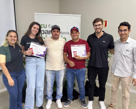 Friella realiza encerramento do treinamento de monitores c