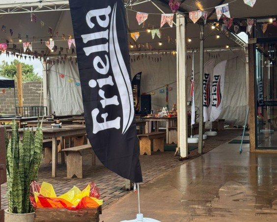 Friella celebra a tradição com Festa Junina especial para seus colaboradores