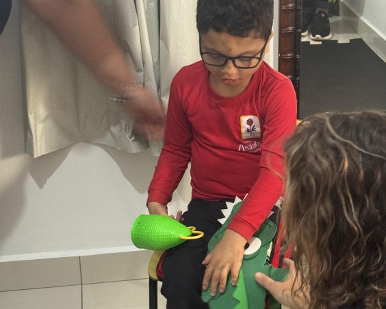 Música que Transforma Vidas: Projeto de Musicoterapia da Friella em parceria com a Pestalozzi