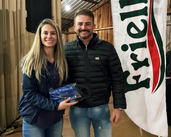 Encontro com produtores reforça importância da biosseguridade e vacinação nas granjas