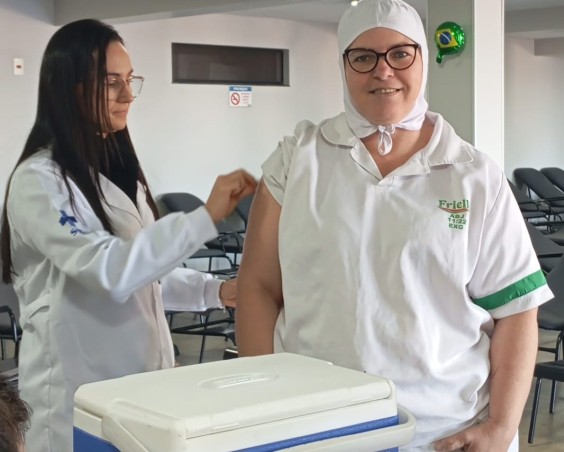 Friella promove campanha de vacinação para colaboradores